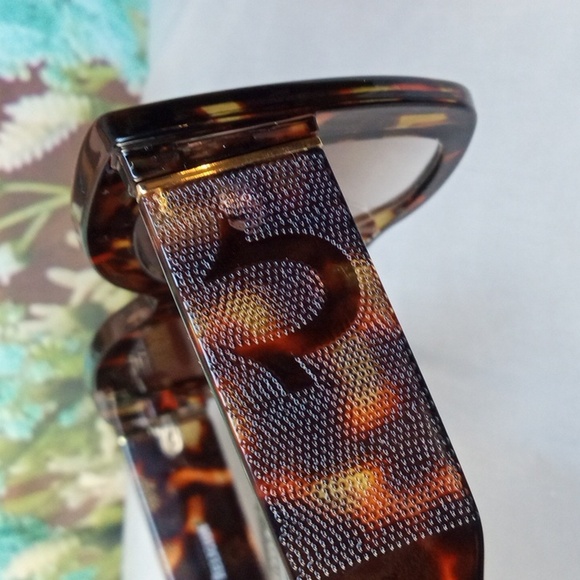 🛍️ True Religion Brown Tortoise Sunglasses - Picture 4 of 7